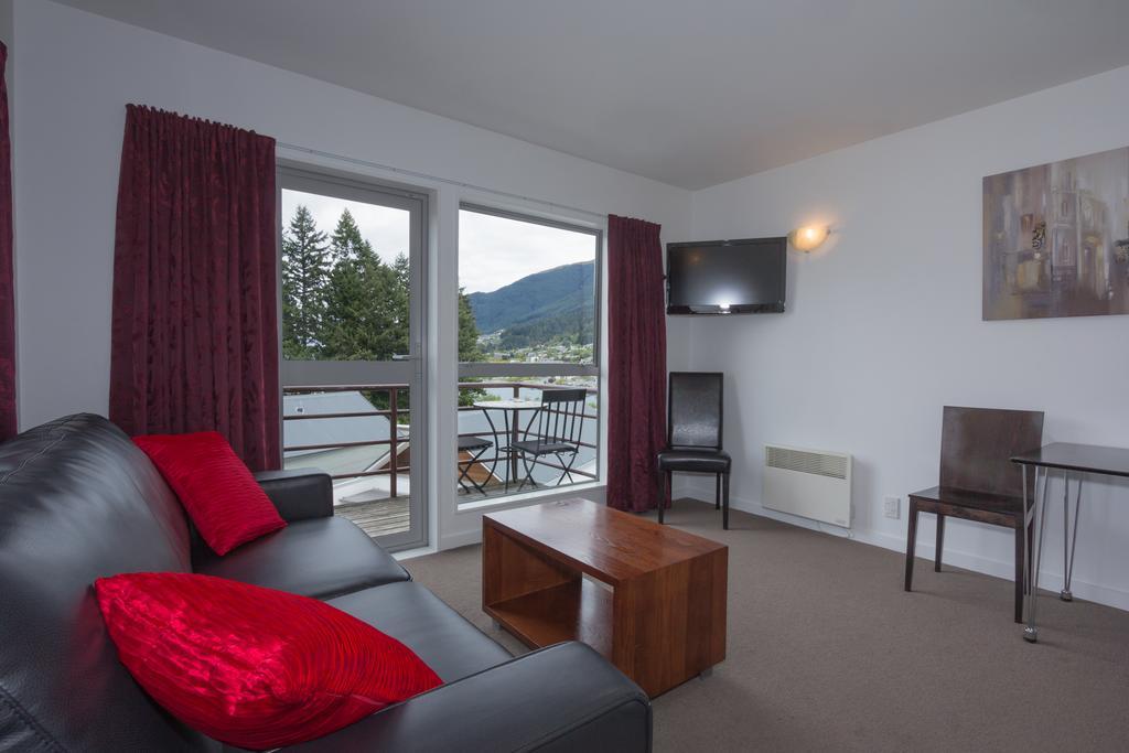 Caples Court Motel & Apartments Queenstown Kamer foto