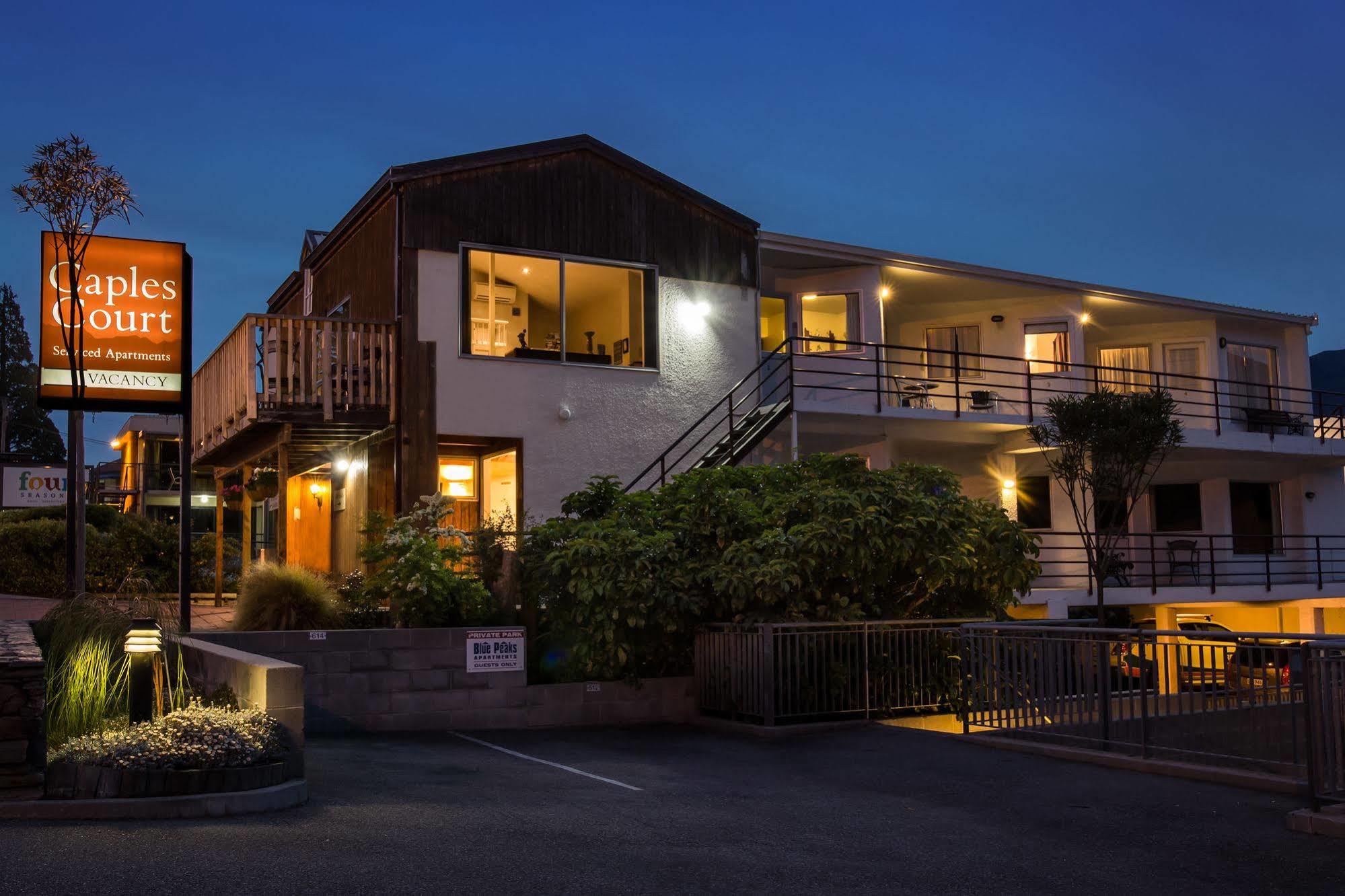 Caples Court Motel & Apartments Queenstown Buitenkant foto
