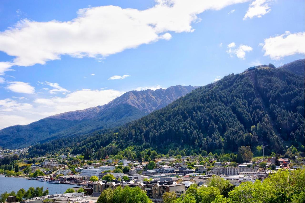 Caples Court Motel & Apartments Queenstown Buitenkant foto